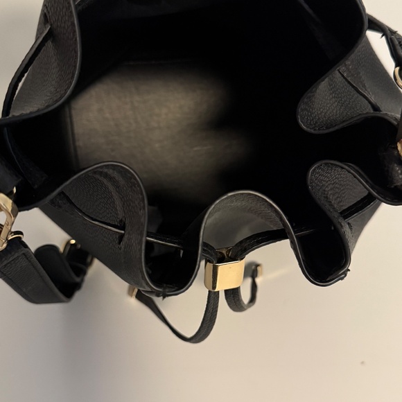 ZARA Faux Leather Bucket Bag - Picture 3 of 3